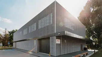 Zdjęcie budynku Studenckiego Centrum Konstrukcyjnego.