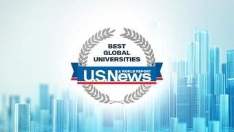 Abstrakcyjna grafika. Logo rankingu "Best Global Universities" magazynu U.S. News & World Report na tle nowoczesnych wieżowców.