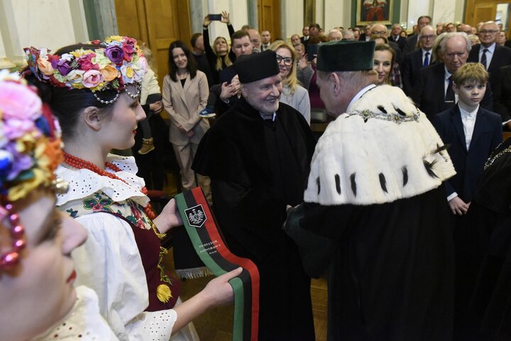 Zdjęcie z uroczystości w auli AGH