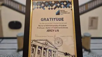 Zdjęcie pamiątkowego dyplomu.