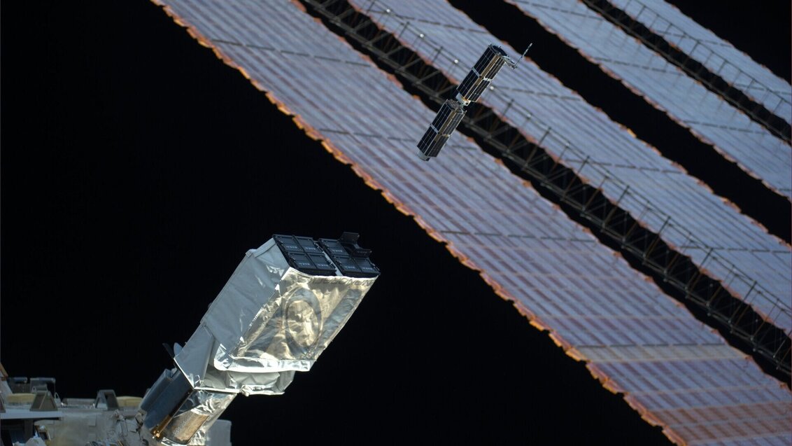 Zdjęcie nanosatelity wyniesionego na orbitę