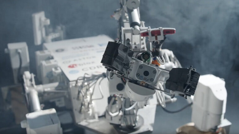 Photo of the Mars rover prototype. 